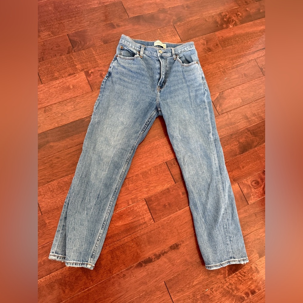 Abercrombie & Fitch Curve Love Ultra High Rise Ankle Crop Straight Leg Jeans